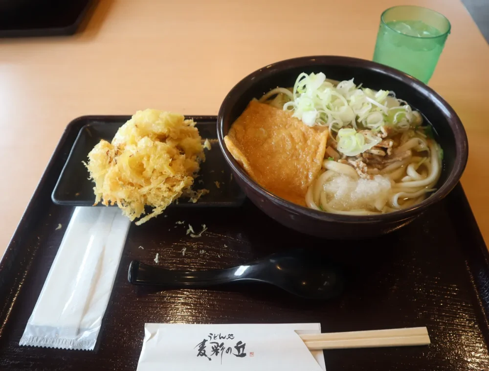 麦彩の丘のうどんランチ